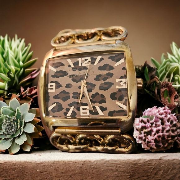 Watch -Thick Wide Link Animal Print Watch..New Battery - Picture 9 of 14